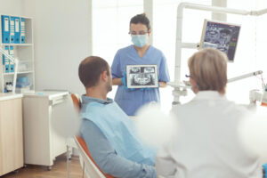 dentist to scan teeth